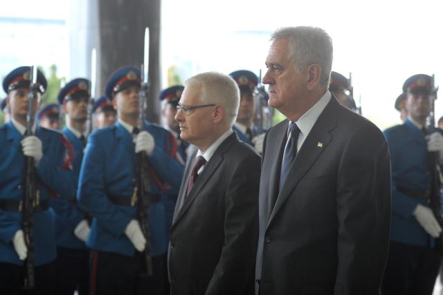 tomislav-nikolic-ivo-josipovic.jpg