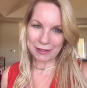 Luan Vord ima agenciju za spajanje muškaraca i žena 4.png