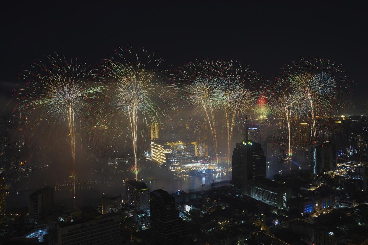 x01 AP Sakchai Lalit.jpg