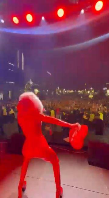 2025-01-01 11_25_19-WhatsApp.jpg