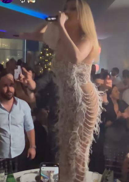 Rada Manojlović napadnuta na nastupu