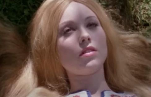 Mirjana Nikolić kao Leptirica foto printscreen.jpg