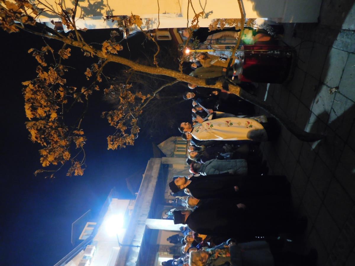 LOZNICA-Osvećenje badnjaka.JPG