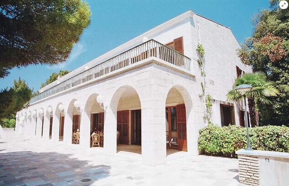 Brioni Titova vila, Bijela vila