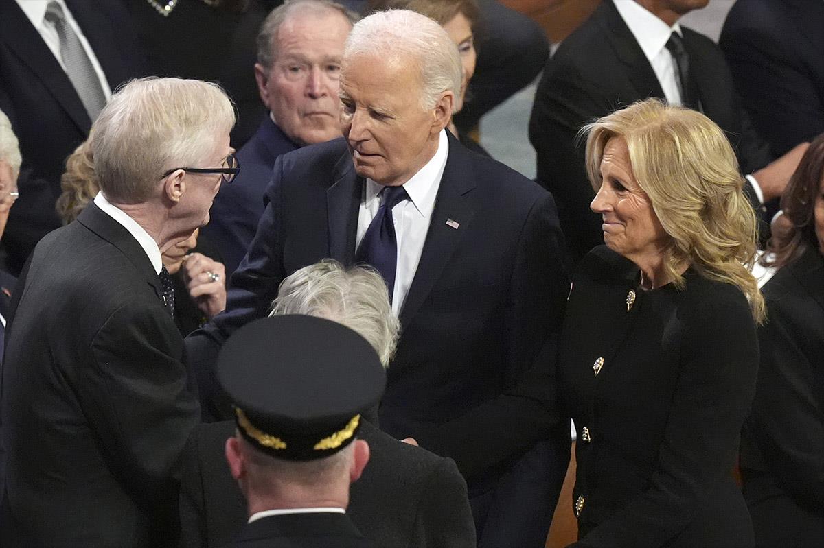 x04 AP Jacquelyn Martin.jpg