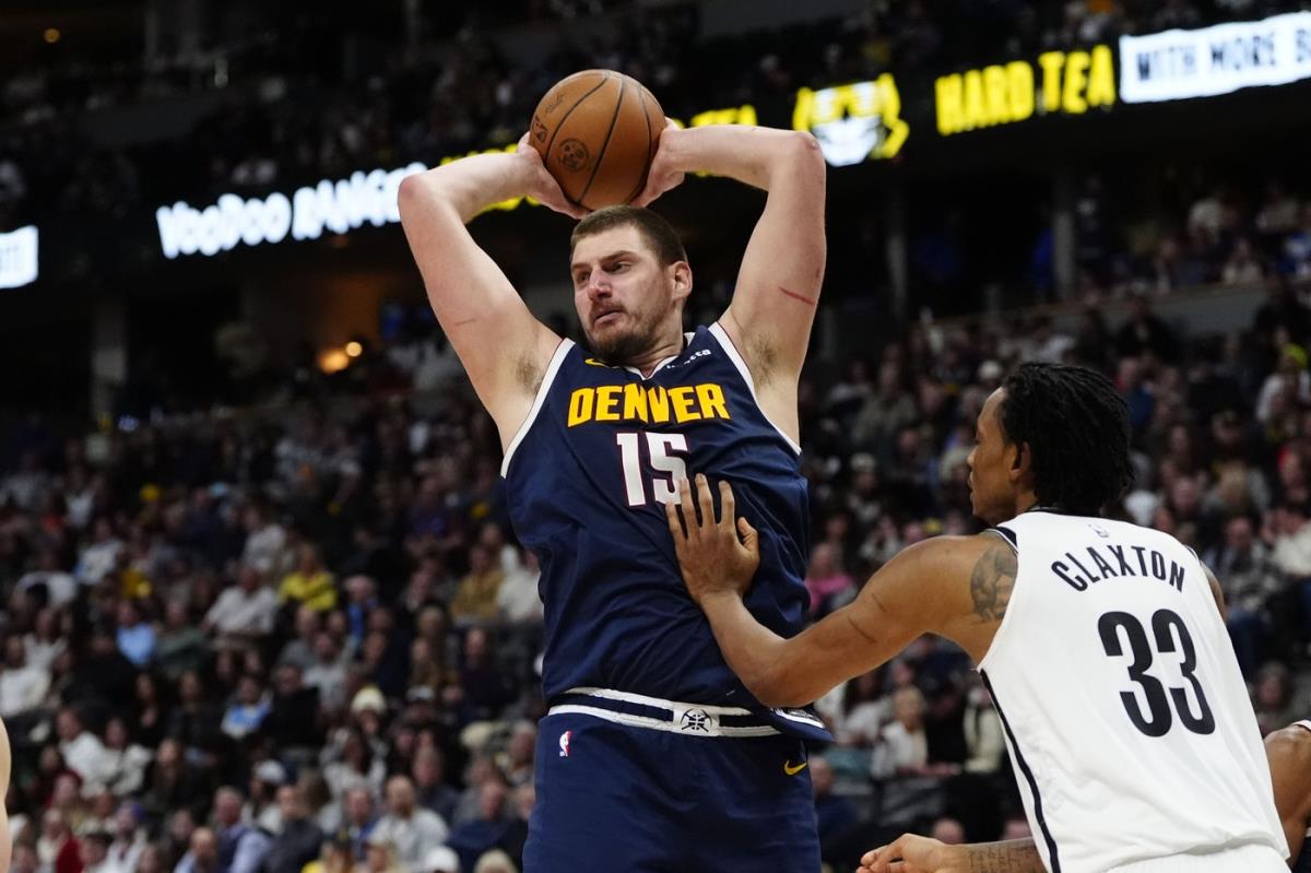 Nikola Jokić najbolji trojkaš NBA lige