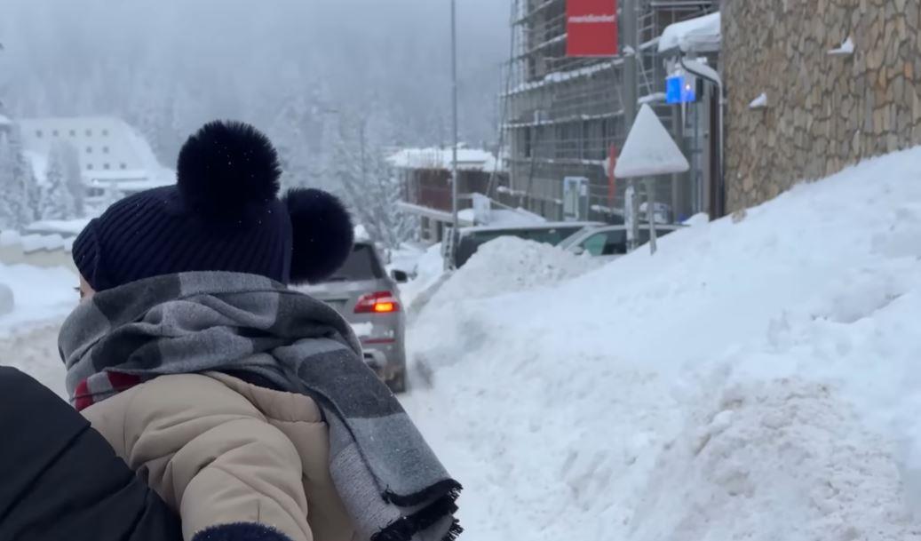 2025-01-11 09_52_02-(3) Marija Šerifović - BABA I UNUK NA ZIMOVANJU #179 - YouTube.jpg