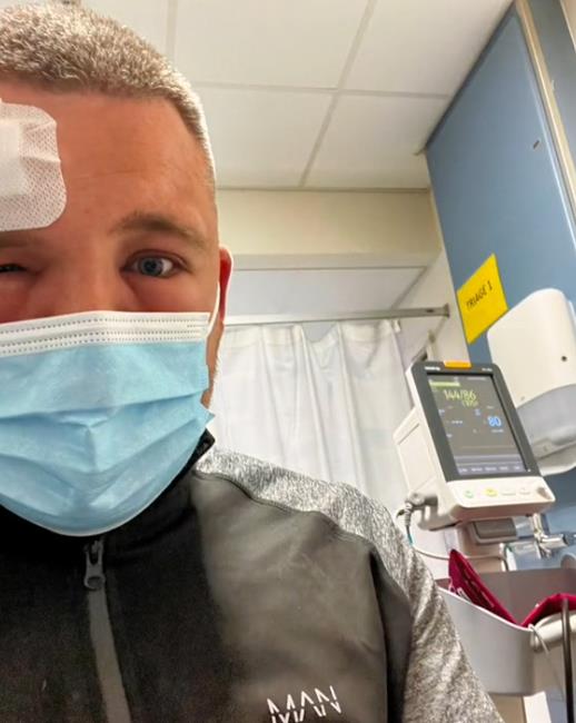 Džek Holmsa ujela konjska muva (6).png