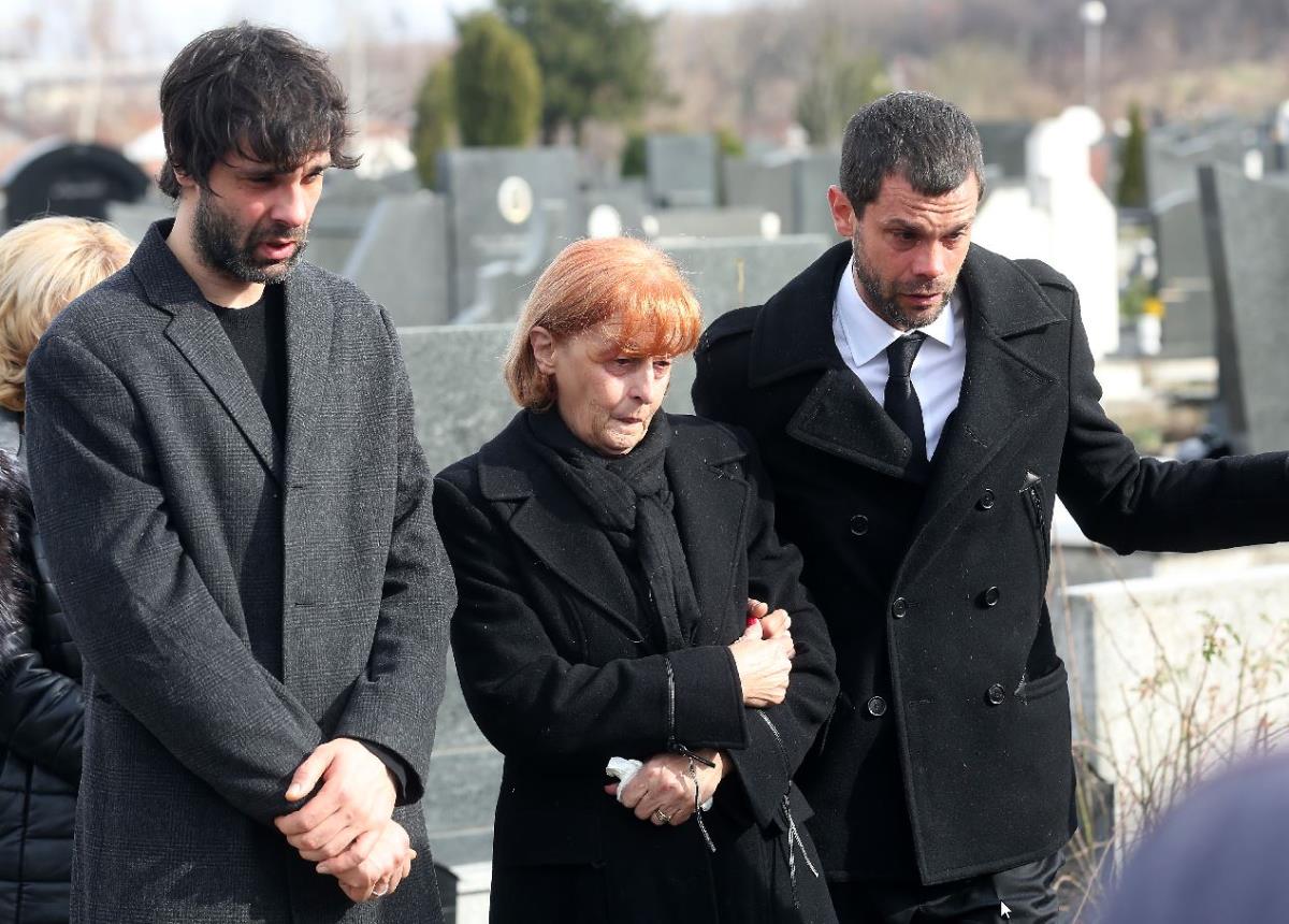 2025-01-12 08_55_54-PhotoMaster.jpg