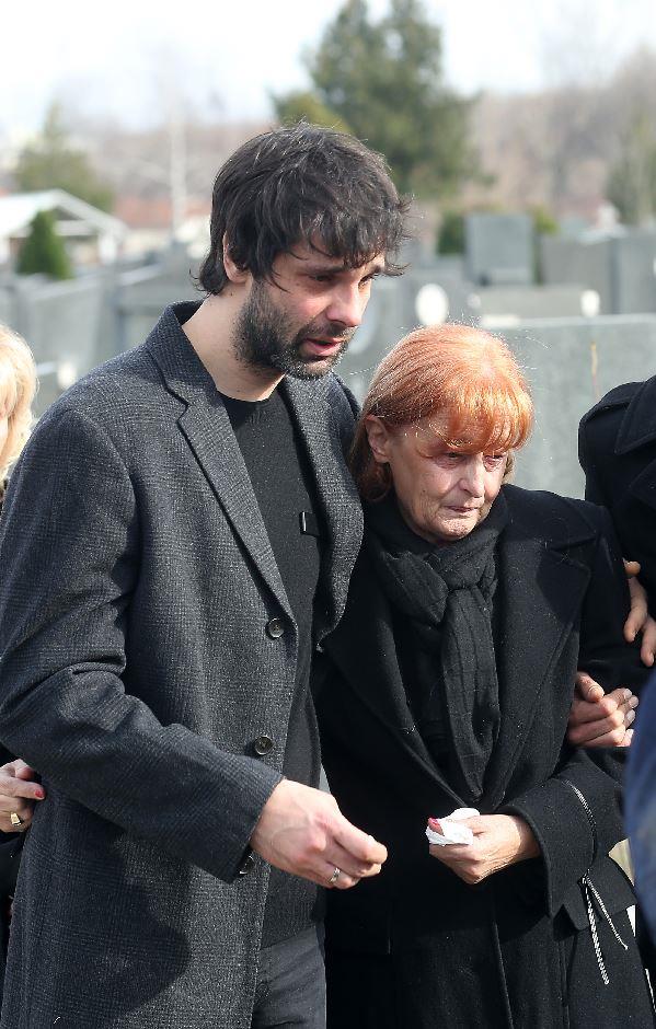 2025-01-12 08_56_07-PhotoMaster.jpg