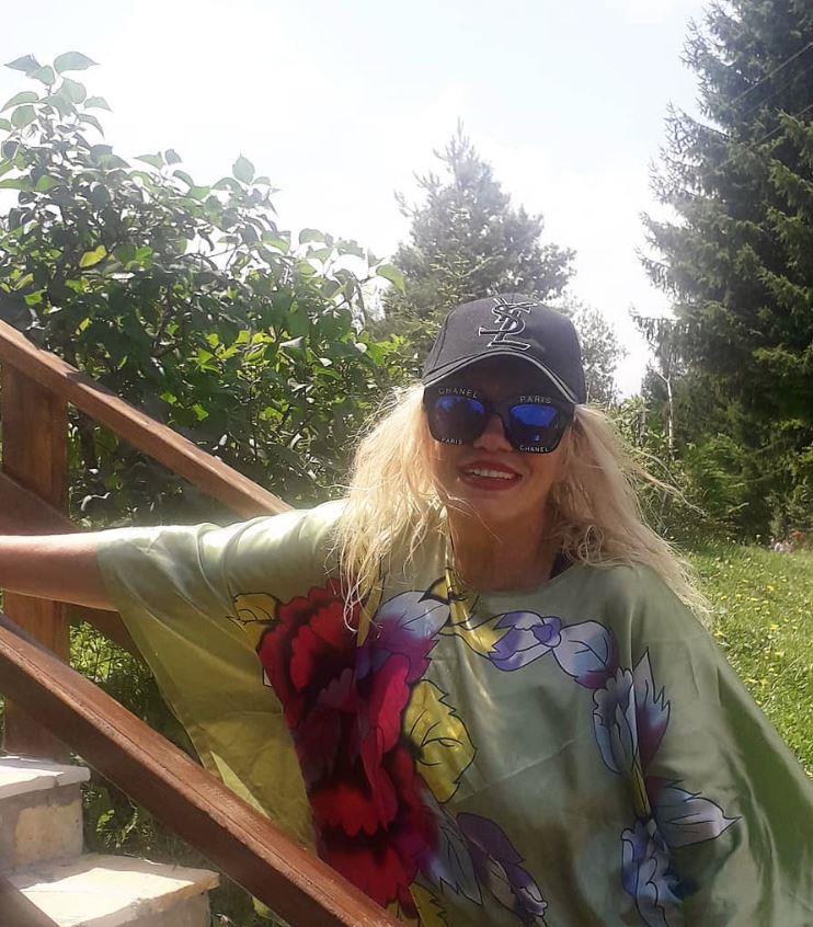 2025-01-12 09_12_56-Instagram.jpg