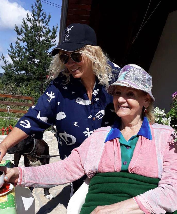 2025-01-12 09_13_02-Instagram.jpg