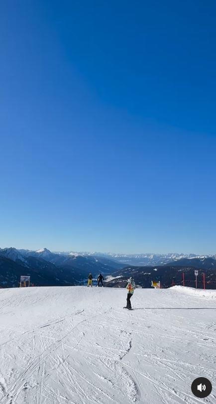 2025-01-12 10_50_00-(1) Пријемно сандуче • Ћаскања.jpg