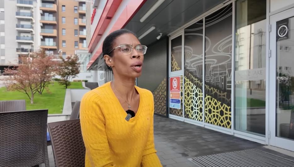 amerikanka lisa 1.png