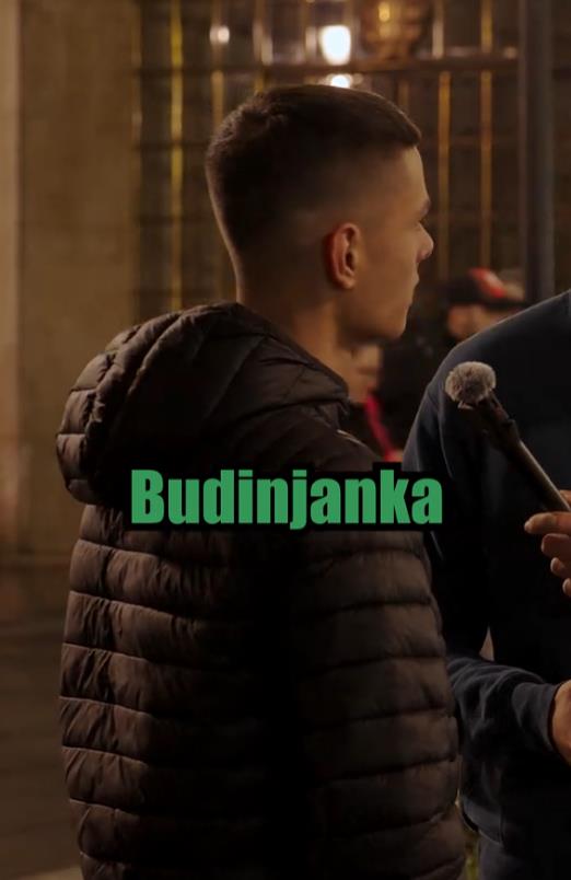 Tiktoker pitao prolaznike kako se zove žena iz Budve pa dobio iznenađujuće odgovore