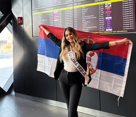 Lejla Krtovac je mis turizma (4).png