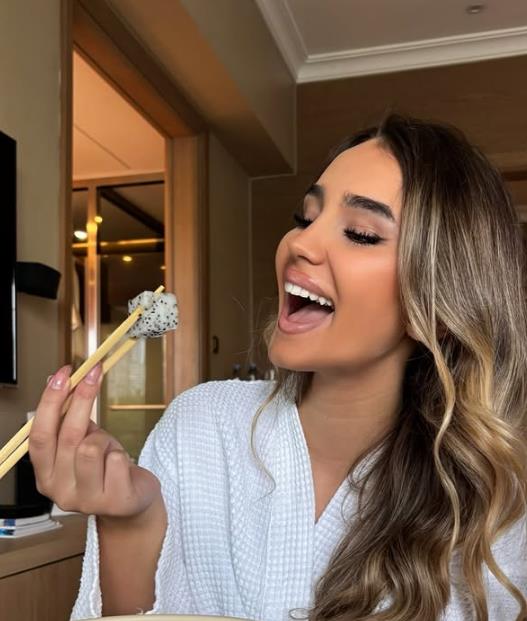 Lejla Krtovac je mis turizma (5).png