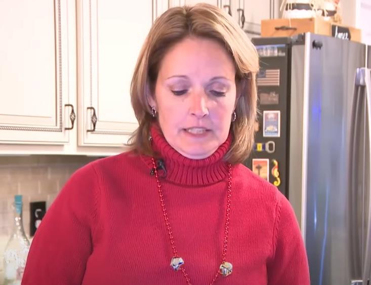 Šeron Krikmar upoznala biološku majku nakon 49 godina (9).jpg