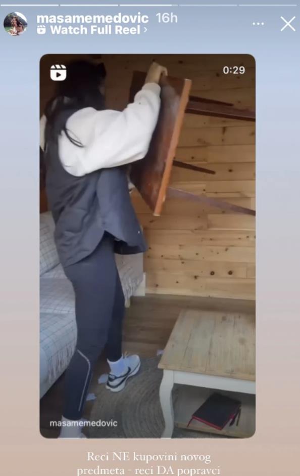 Maša Memedović restaurirala stari sto