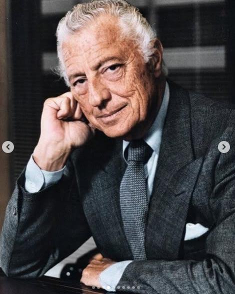 Đani Anjeli svetu je bio poznat kao kralj Italije 4.png