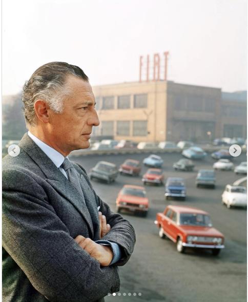 Đani Anjeli svetu je bio poznat kao kralj Italije 12.png