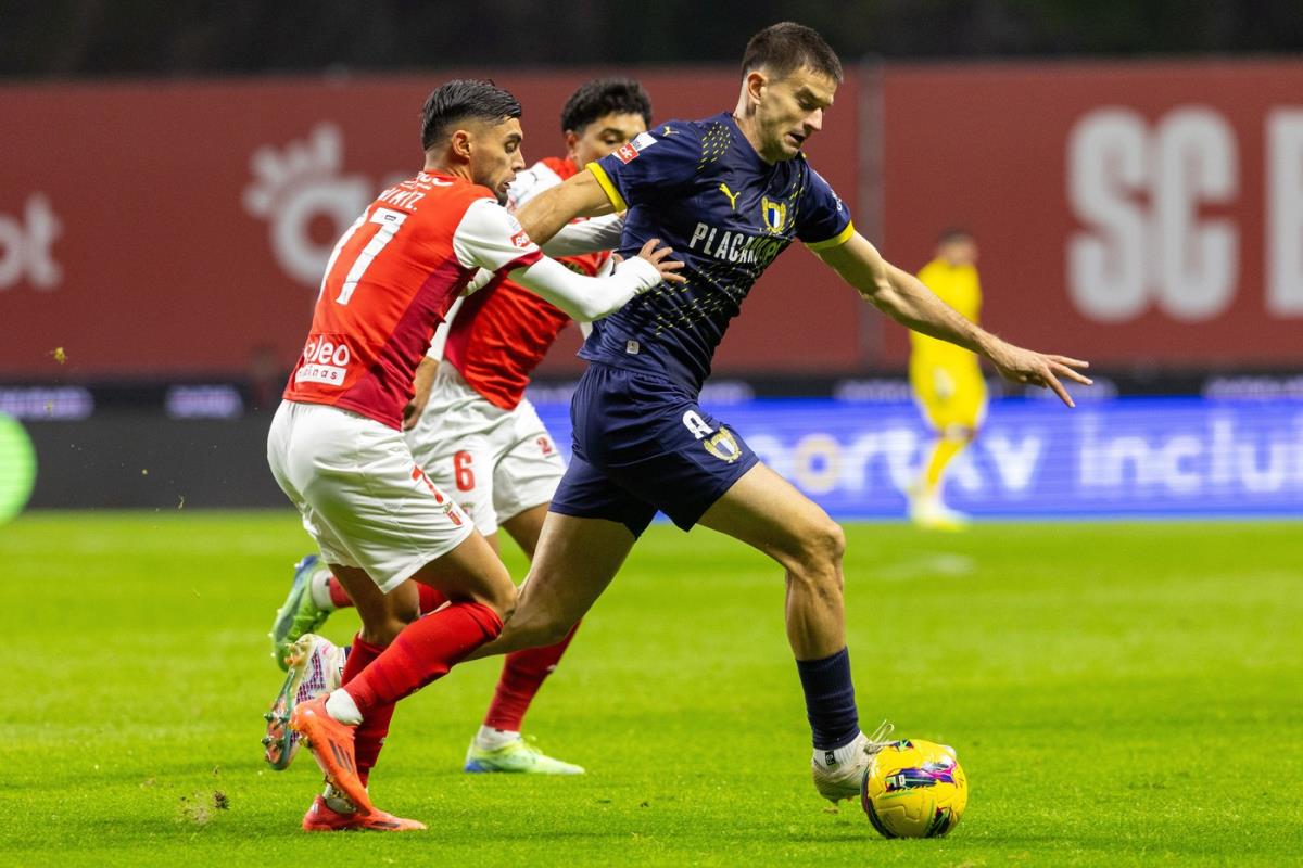 SRBIN SE SELI U SERIJU A I POSTAJE NASLEDNIK MILINKOVIĆ-SAVIĆA! Piksi mu je nedavno dao šansu na velikoj sceni, sada velikan pokušava da ga dovede!