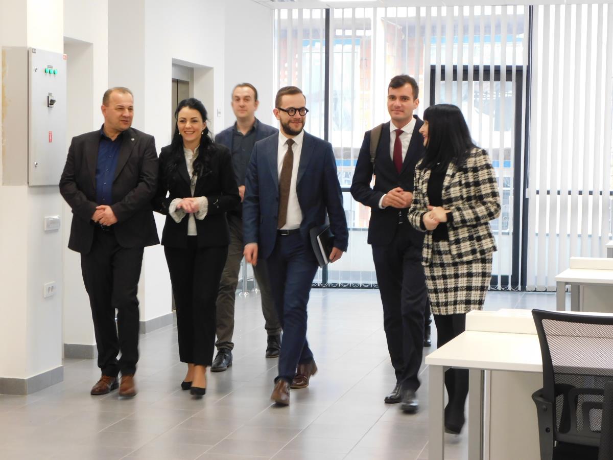 LOZNICA - Poseta.JPG