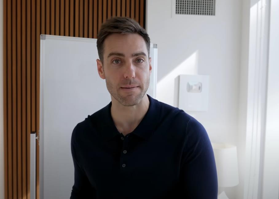 Pilot otkrio kolike su plate  (6).png