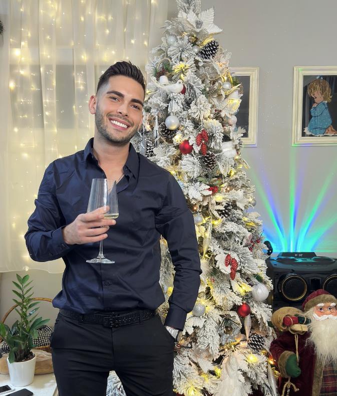 Screenshot 2025-01-15 230438.png