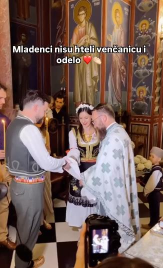 mladenci venčanje narodna nošnja (1).jpg