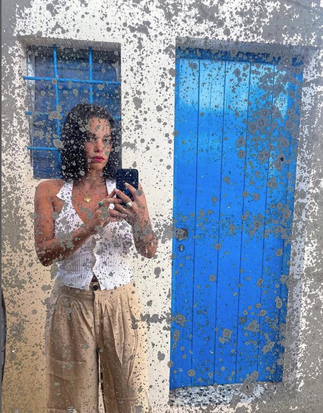 Elena Martinez glumila je Dolores u Montevideu 3.png