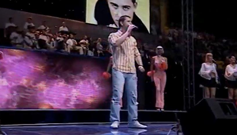 2025-01-16 13_55_44-Nemanja Nikolic - DRUGARICE - (Zvezde Granda Finale - Tasmajdan 2005) - YouTube.jpg