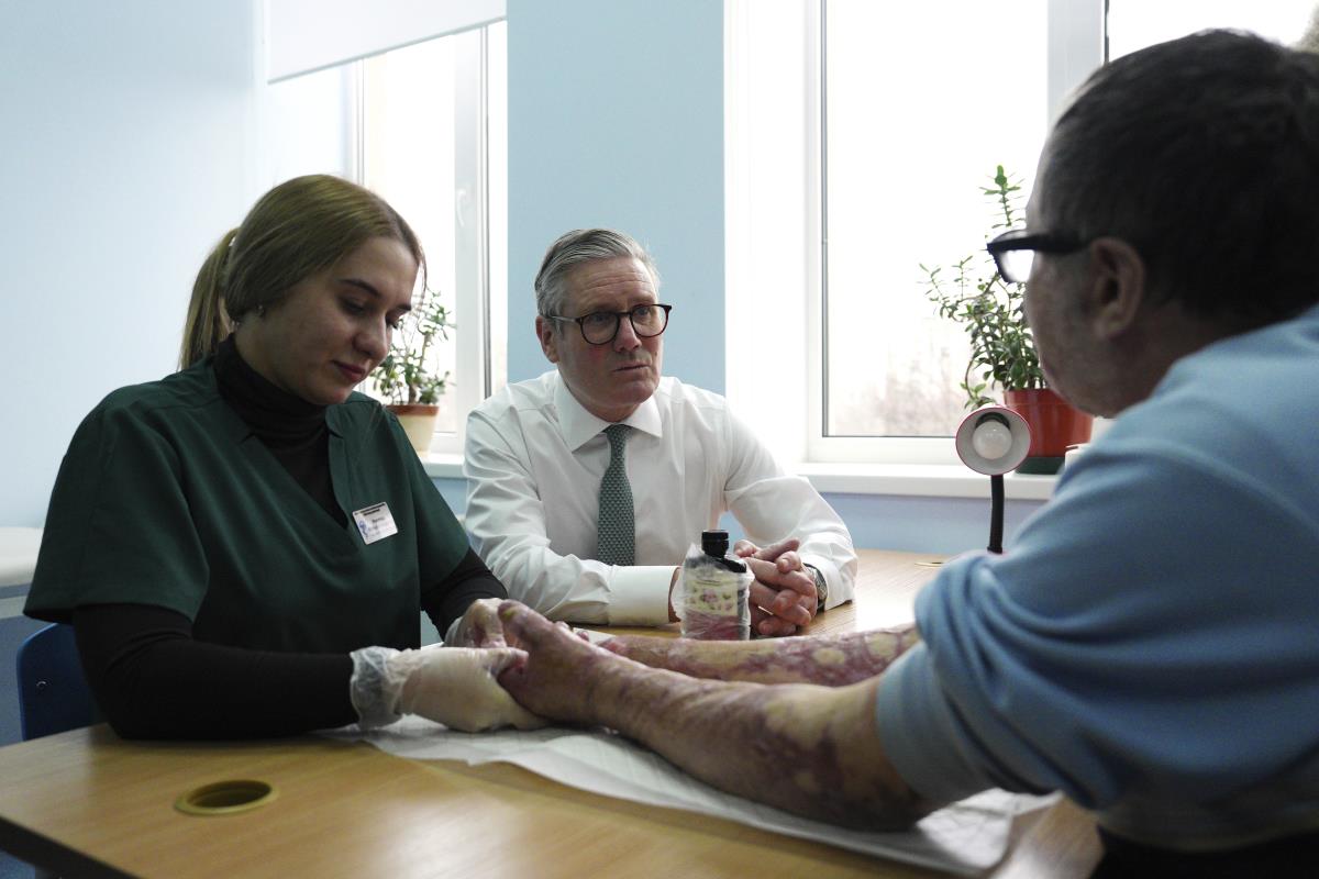 xxx05 AP Carl Court.jpg