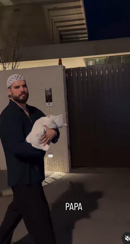 2025-01-17 07_30_03-Adam Adaktar®️ THE GOD OF EYEBROWS (@adaktar_official) • Фотографије и видео зап.jpg