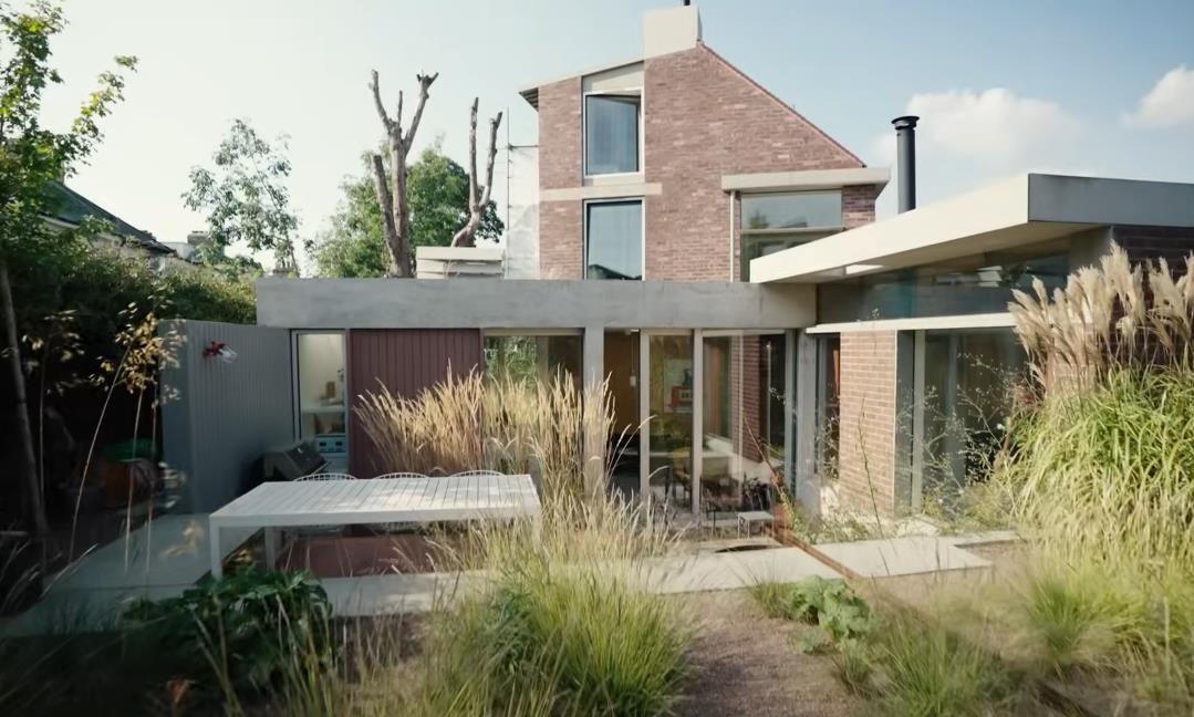 najlepša kuća 2024 spolja (6).png