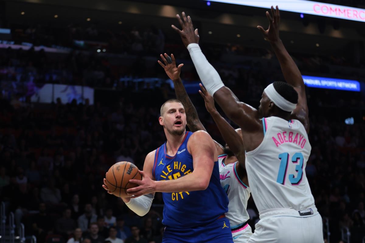 Nikola Jokić najbolji trojkaš NBA lige