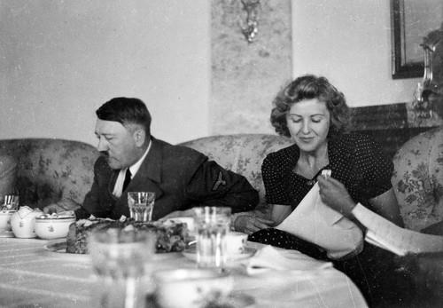 Adolf Hitler, Eva Braun