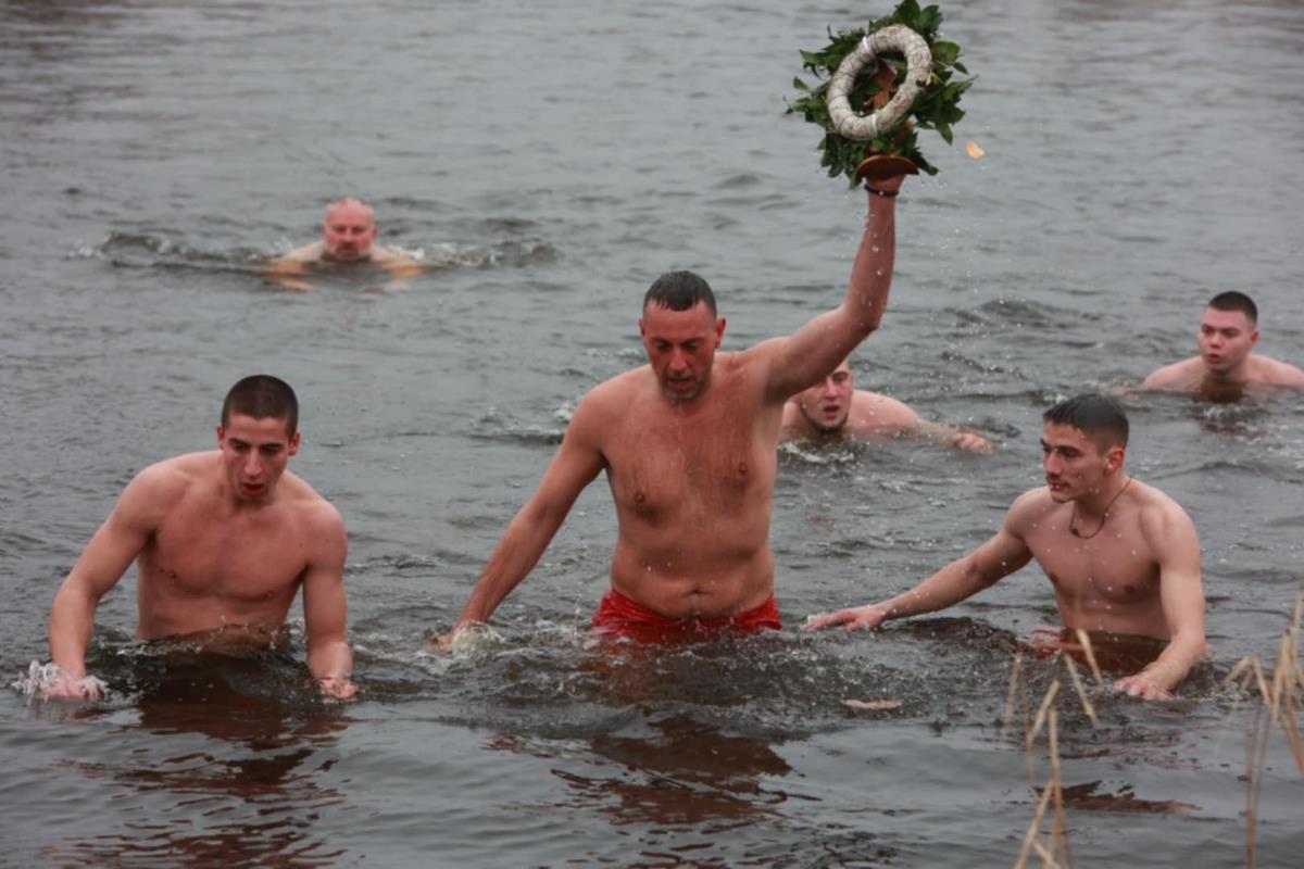 Pobedu posvetio pokojnoj sestri foto s.u..jpg