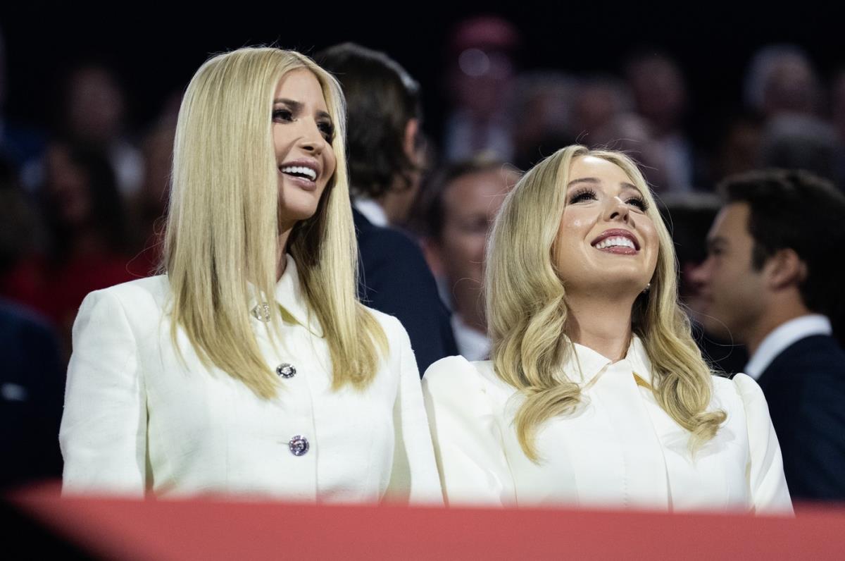 Tifani Tramp i Ivanka Tramp