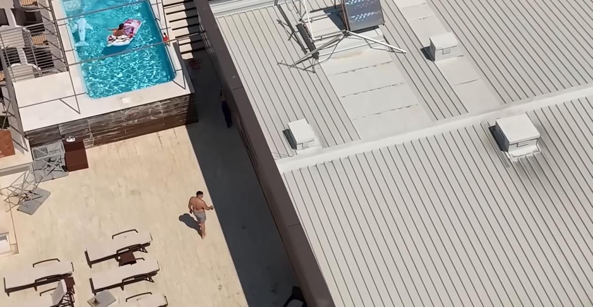 2025-01-20 08_01_40-Sloba Radanović kupio penthaus u Budvi.jpg