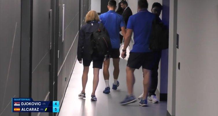 Trenutak kada se Novak povredio