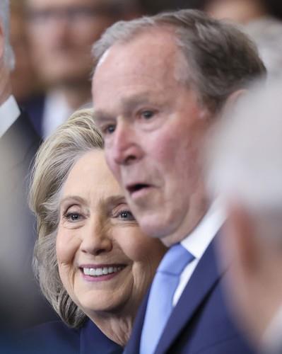 dzordz v bus profimedia-0955859303.jpg