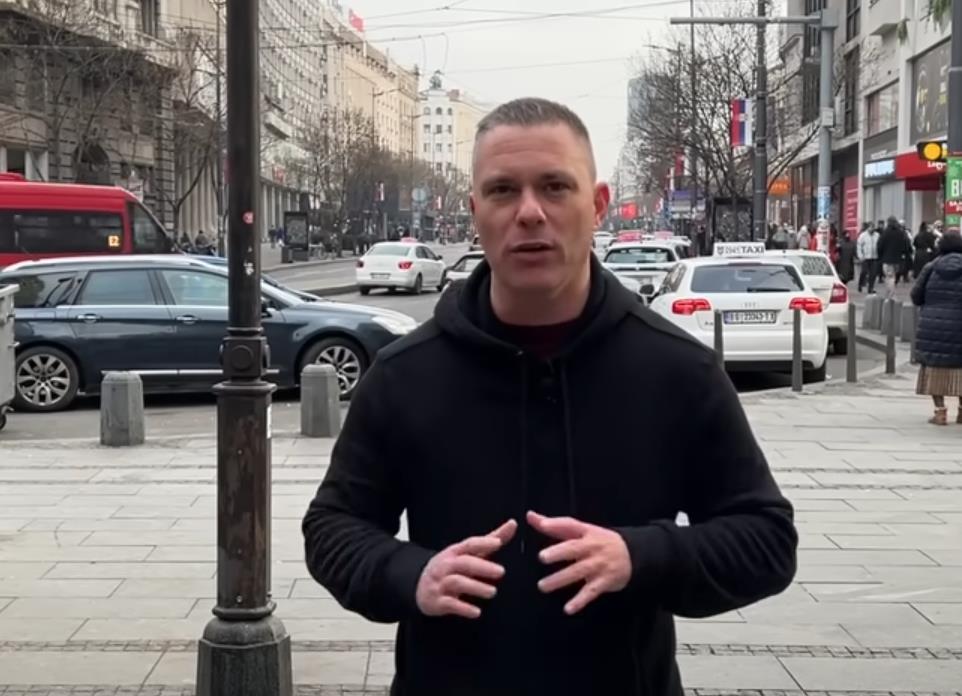 Bred Baket je napustio Ameriku i doselio se u Srbiju 2.png