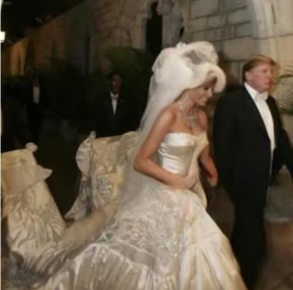 Venčanica Melanije Tramp 6.jpg