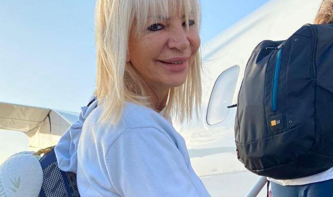 Pevačici umrla majka, oprostila se od roditelja na društvenim mrežama