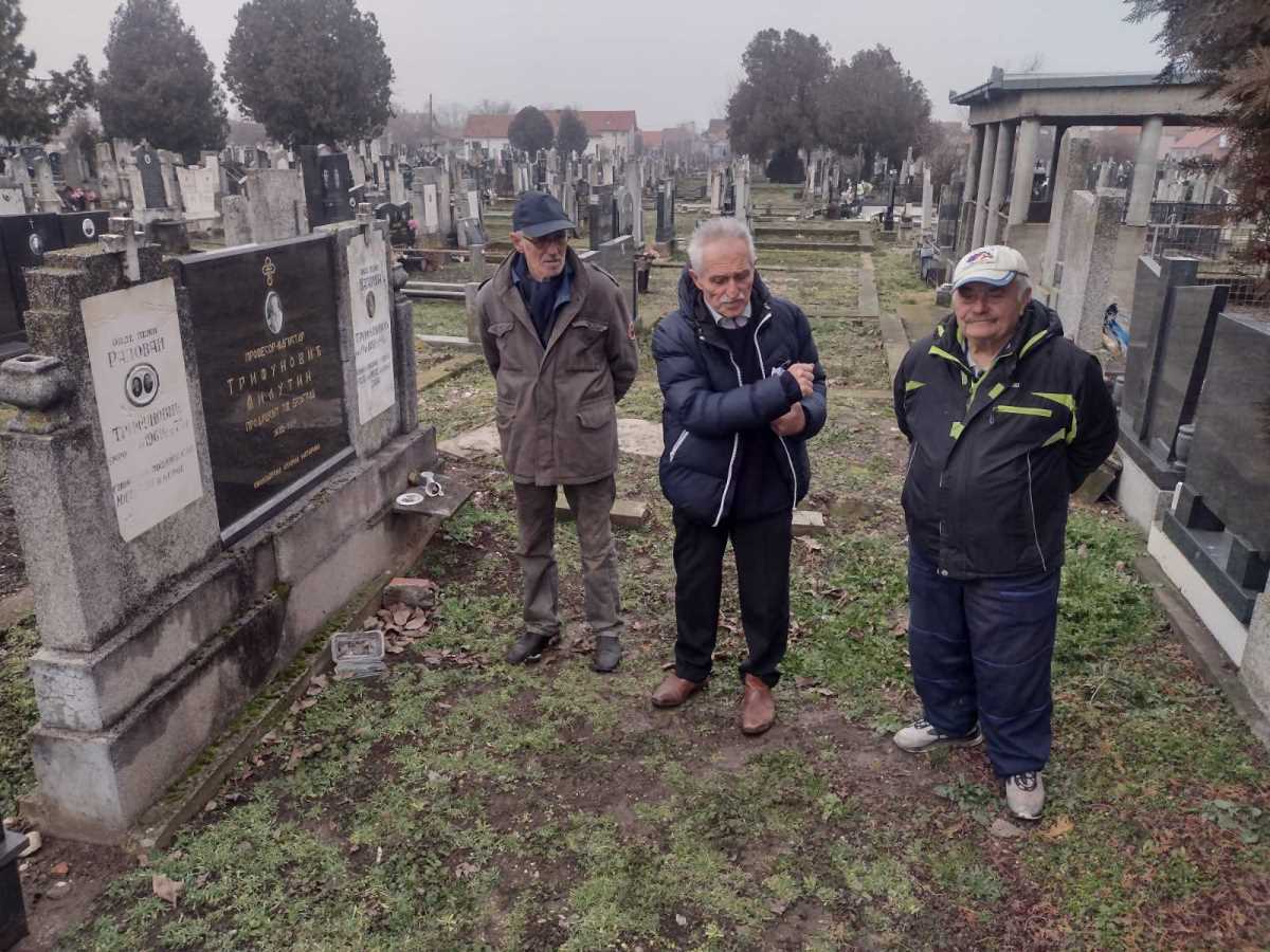 Miodrag Buzić, Boža Marković Sveta Mančić PO REDU.jpg