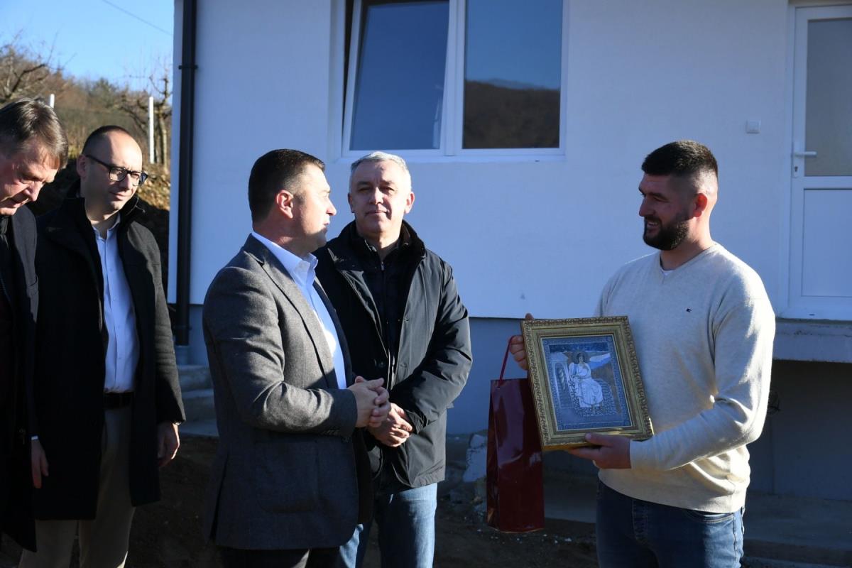 WhatsApp Image 2025-01-25 at 4.38.50 PM (4).jpeg