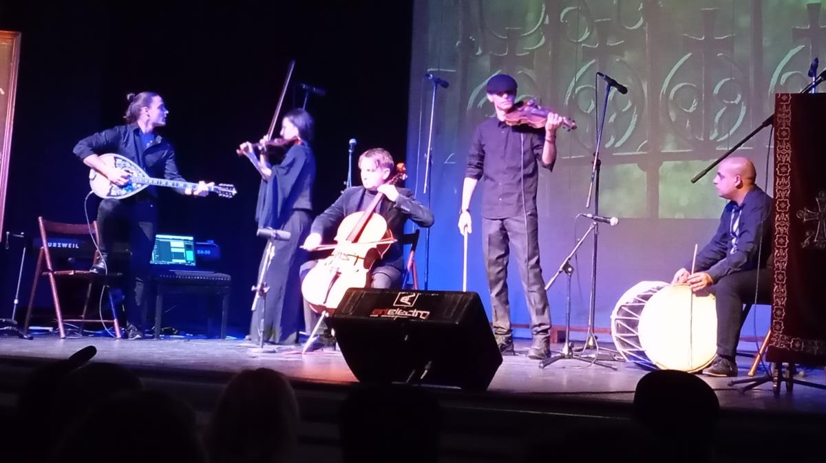 Muzički program na Svetosavskoj akademiji.jpg