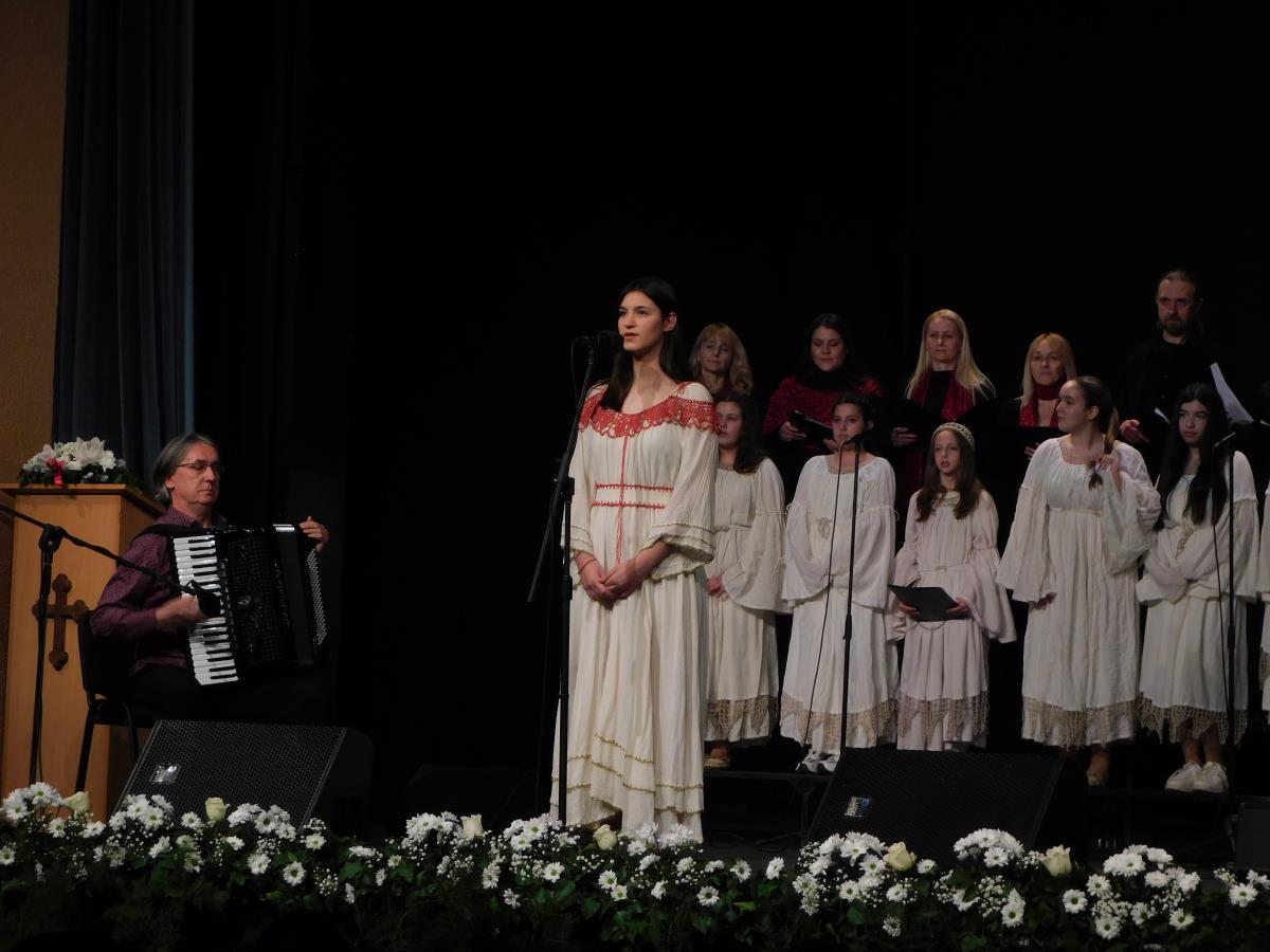 LOZNICA - Bogat program.JPG