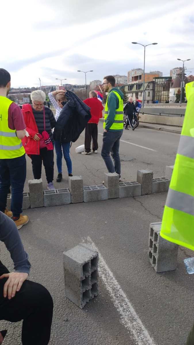 Protest Beograd Autokomanda Blokada